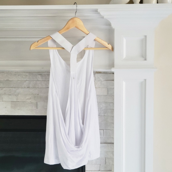 ALO Yoga Flowy Drape Back Wide Elastic Strap Layered Tank Top White L Large - Picture 3 of 8